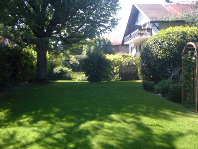 Charming duplex with garden