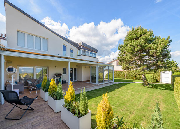 Very nice semi-detached villa
